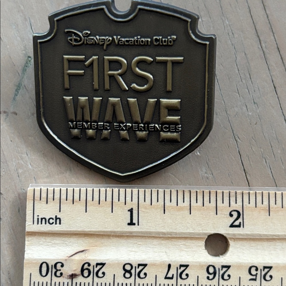 Disney Vacation Club First Wave Pin - Picture 3 of 4
